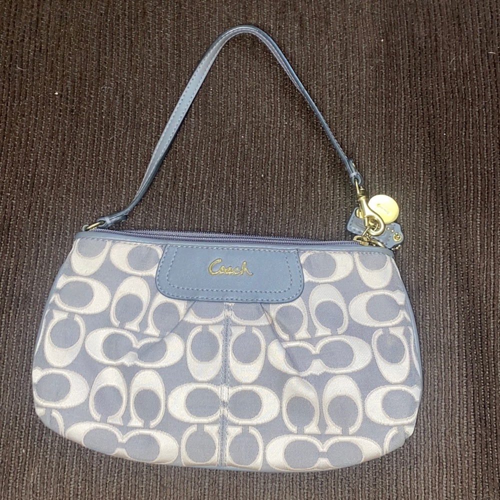 Coach small hand purse - Picture 1 of 2